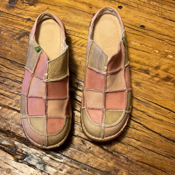 El Naturalista Shoes - El naturalista shoes /clogs
